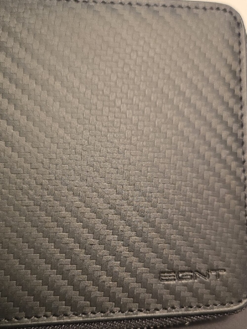 Black Carbon-Texture Money Clip Wallet - Picture 6 of 10